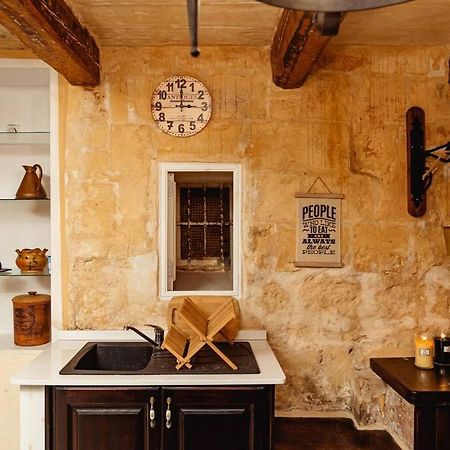 Enchanting 2Bdr Townhouse In Valletta Centre! Экстерьер фото