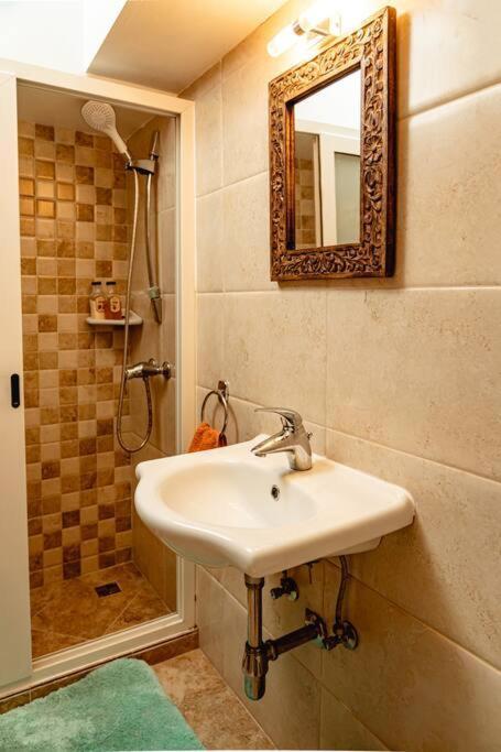 Enchanting 2Bdr Townhouse In Valletta Centre! Экстерьер фото